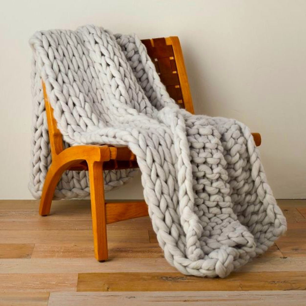 50"x70" Chunky Hand Knit Bed Throw